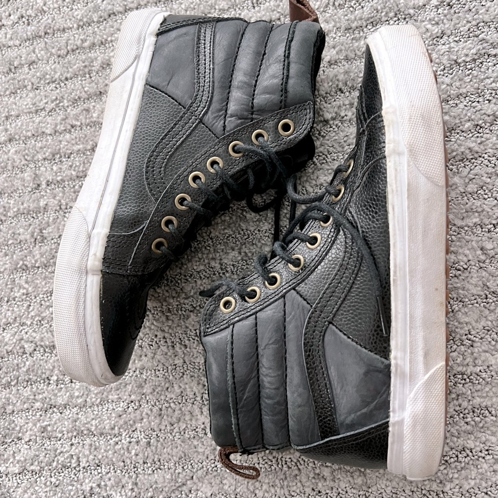 Vans Leather/ Black